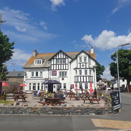 Clarkes Hotel Barrow In Furness Bagian luar foto