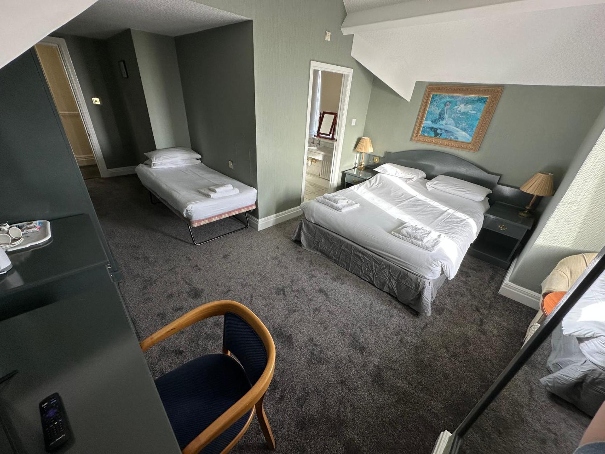 Clarkes Hotel Barrow In Furness Bagian luar foto